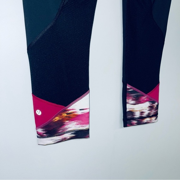 Lululemon Leggings Women's Size 8 US Black Red Pink Pace Rival Crop Luxtreme - Picture 9 of 13
